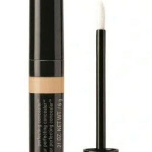 Mary Kay® Perfecting Concealer ~ Light Beige